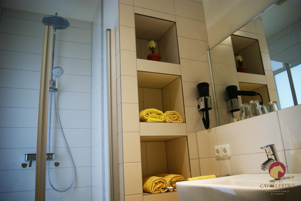 Cavallestro Classic Китцинген Экстерьер фото